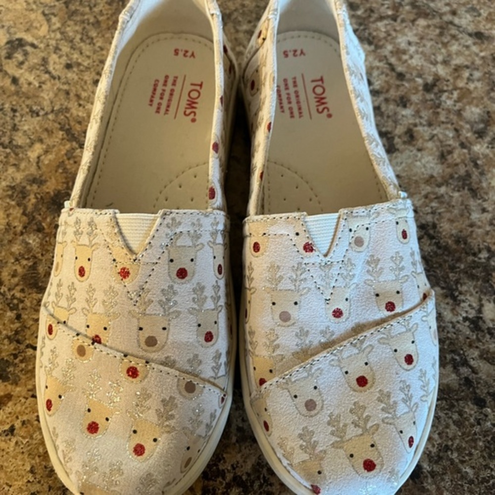 TOMS Reindeer shoes‎